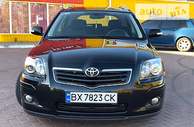 Універсал Toyota Avensis 2006 в Хмельницькому