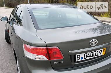 Седан Toyota Avensis 2009 в Днепре