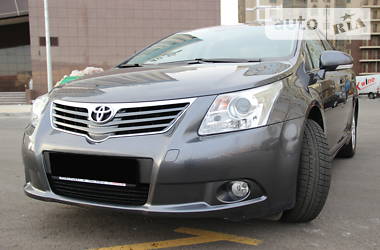 Седан Toyota Avensis 2009 в Одесі