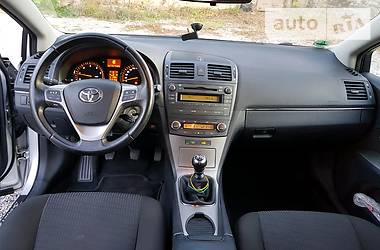 Универсал Toyota Avensis 2008 в Мариуполе