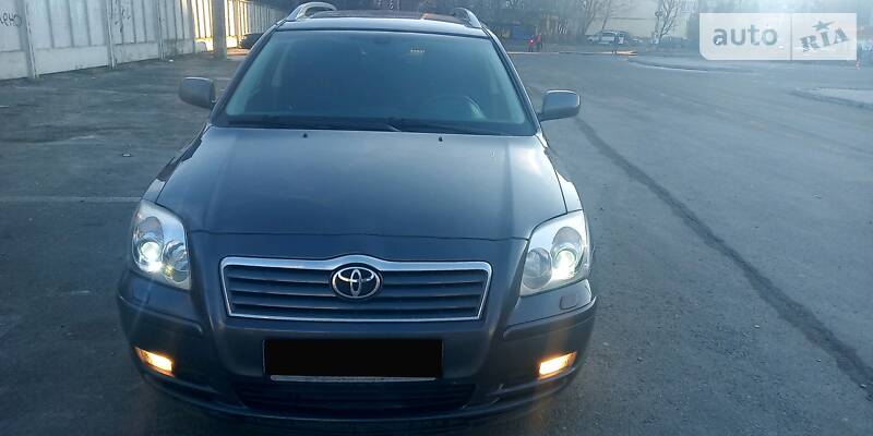 Универсал Toyota Avensis 2006 в Тернополе