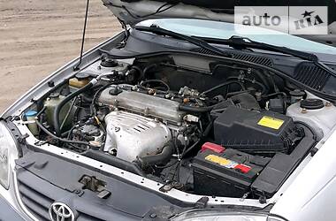 Універсал Toyota Avensis 2002 в 