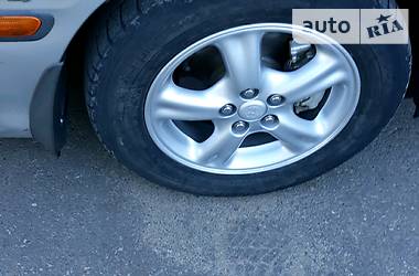 Універсал Toyota Avensis 2002 в 