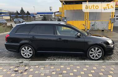 Универсал Toyota Avensis 2008 в Киеве