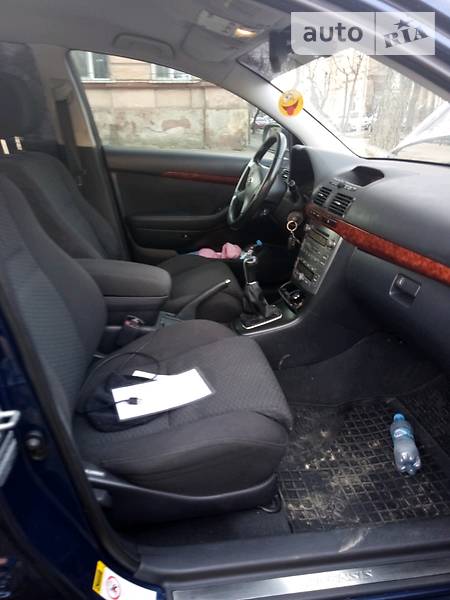 Универсал Toyota Avensis 2004 в Одессе фото 2 Универсал Toyota Avensis 2004 в Одессе