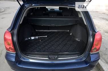 Універсал Toyota Avensis 2004 в 