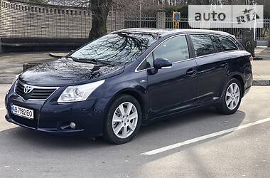 Універсал Toyota Avensis 2010 в Вінниці