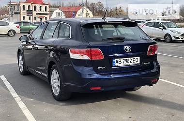 Універсал Toyota Avensis 2010 в Вінниці