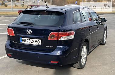 Універсал Toyota Avensis 2010 в Вінниці