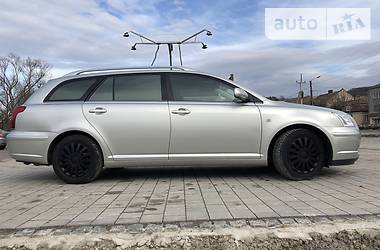 Універсал Toyota Avensis 2004 в 