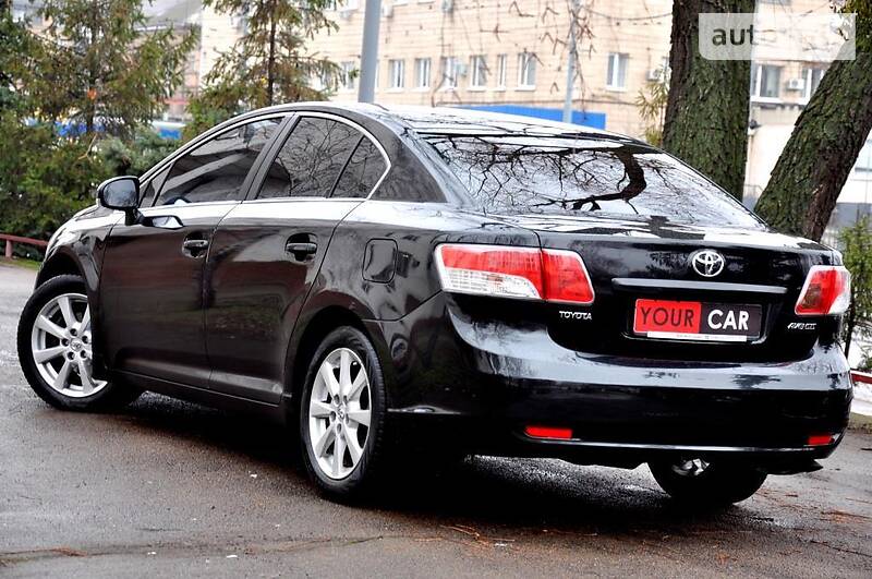 Седан Toyota Avensis 2012 в Киеве фото 22 Седан Toyota Avensis 2012 в Киеве