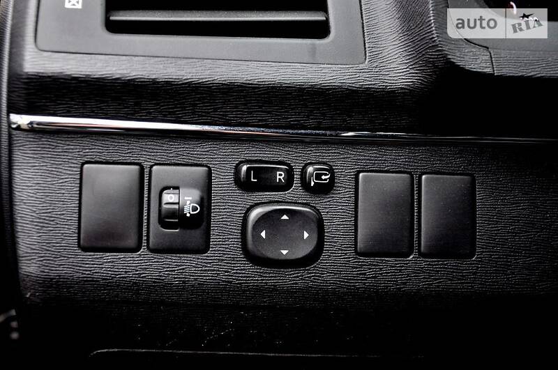 Седан Toyota Avensis 2012 в Киеве фото 28 Седан Toyota Avensis 2012 в Киеве