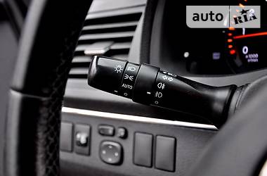 Седан Toyota Avensis 2012 в 