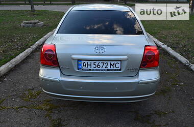 Седан Toyota Avensis 2003 в 