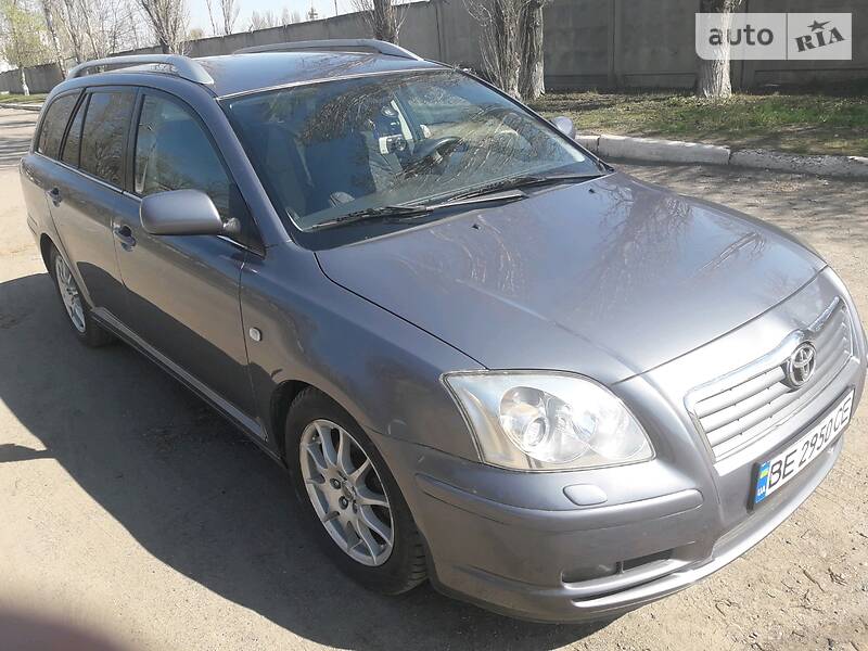 Універсал Toyota Avensis 2003 в Первомайську