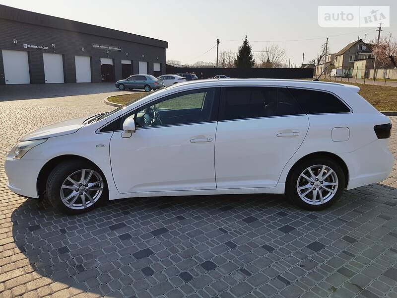 Універсал Toyota Avensis 2010 в Білій Церкві