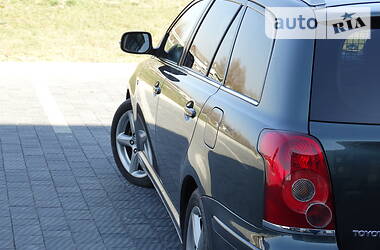 Універсал Toyota Avensis 2008 в 