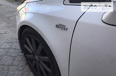Універсал Toyota Avensis 2012 в 