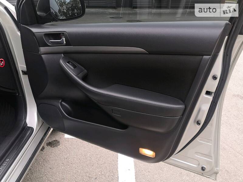 Седан Toyota Avensis 2008 в Борисполі