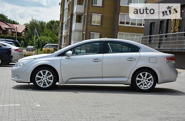 Седан Toyota Avensis 2009 в 