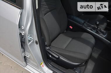 Седан Toyota Avensis 2009 в 