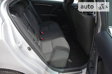 Седан Toyota Avensis 2009 в 