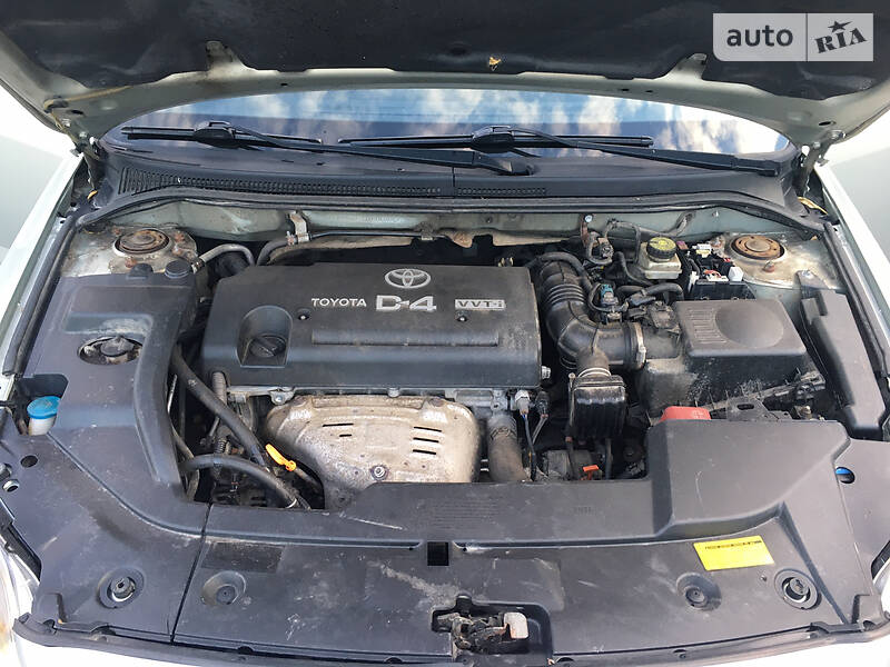 Універсал Toyota Avensis 2005 в Броварах