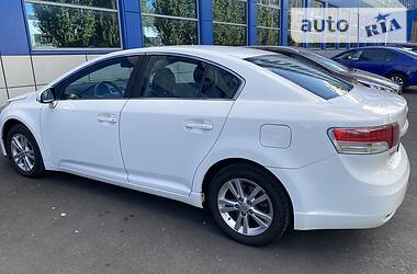 Седан Toyota Avensis 2011 в Києві