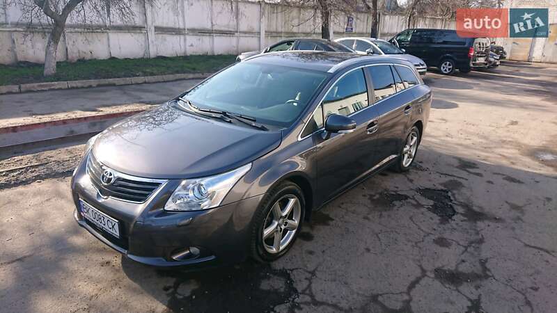 Универсал Toyota Avensis 2009 в Ровно