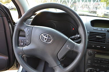 Универсал Toyota Avensis 2004 в Хмельницком