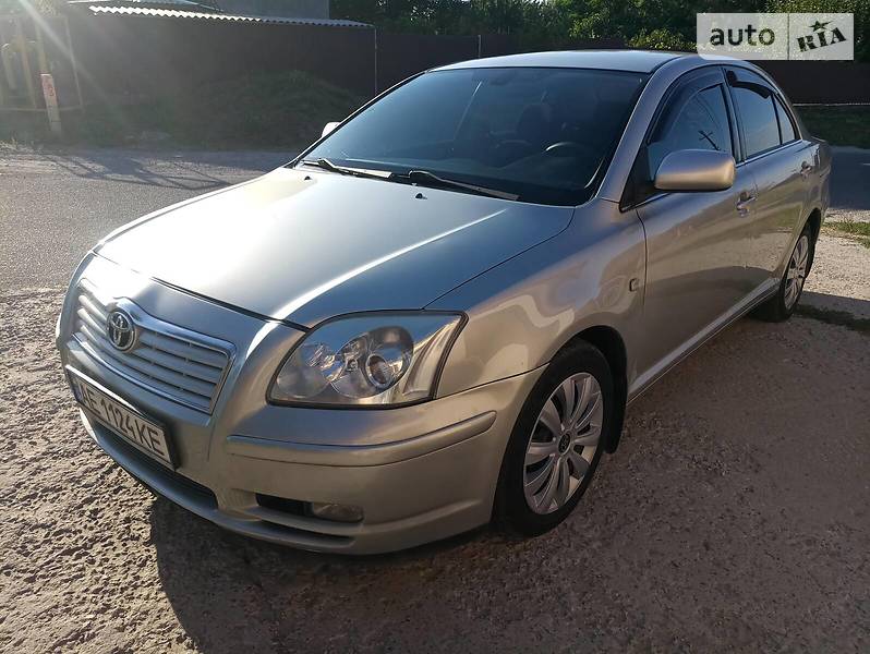 Седан Toyota Avensis 2006 в Каменском