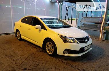 Седан Toyota Avensis 2012 в Киеве