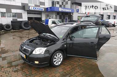 Універсал Toyota Avensis 2004 в Сарнах