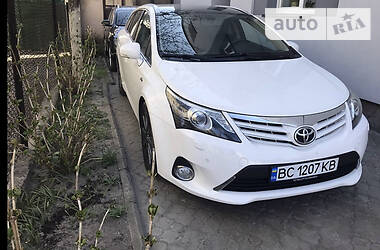 Универсал Toyota Avensis 2012 в Львове