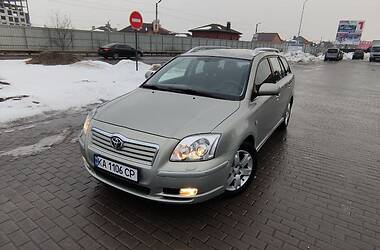 Універсал Toyota Avensis 2003 в Києві