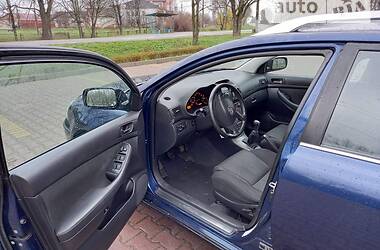 Универсал Toyota Avensis 2005 в Миргороде