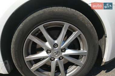 Универсал Toyota Avensis 2011 в Хмельницком