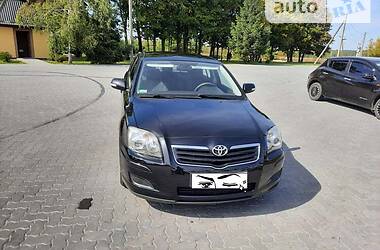 Седан Toyota Avensis 2008 в Коломиї