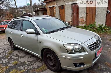 Универсал Toyota Avensis 2008 в Кременце