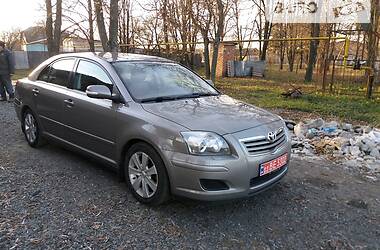 Лифтбек Toyota Avensis 2006 в Сумах