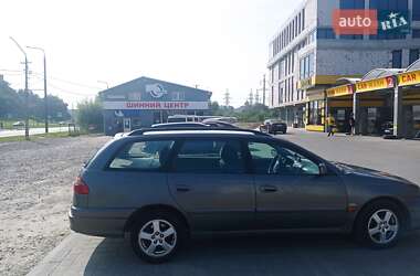 Универсал Toyota Avensis 2002 в Львове