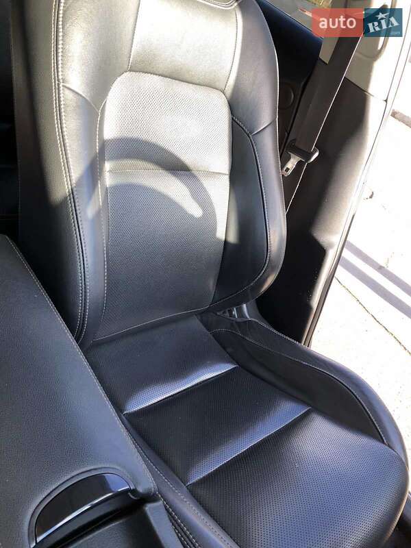 Универсал Toyota Avensis 2016 в Николаеве