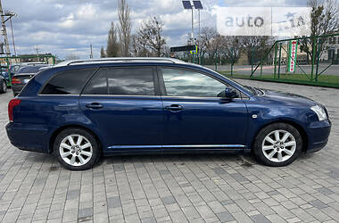 Универсал Toyota Avensis 2005 в Луцке