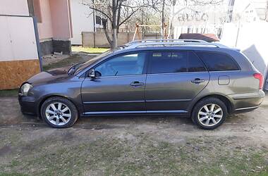 Универсал Toyota Avensis 2007 в Чернигове