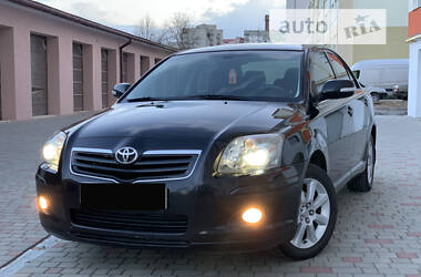 Седан Toyota Avensis 2008 в Ивано-Франковске