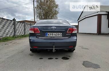 Седан Toyota Avensis 2010 в Корце