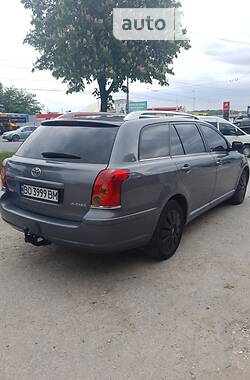 Универсал Toyota Avensis 2004 в Тернополе