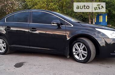 Седан Toyota Avensis 2011 в Виннице