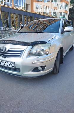 Седан Toyota Avensis 2007 в Виннице