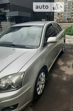 Седан Toyota Avensis 2006 в Киеве